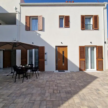 Apartments Miamare Primosten Exterior photo