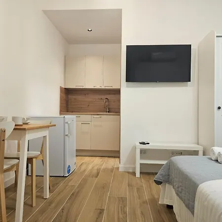 Apartments Miamare Primosten Room photo
