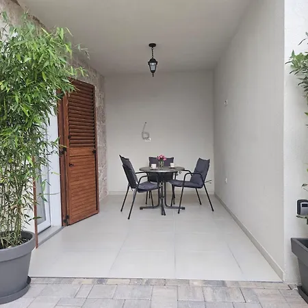 Apartments Miamare Primosten Room photo