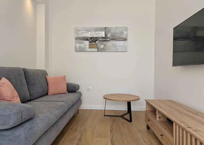 Apartments Miamare