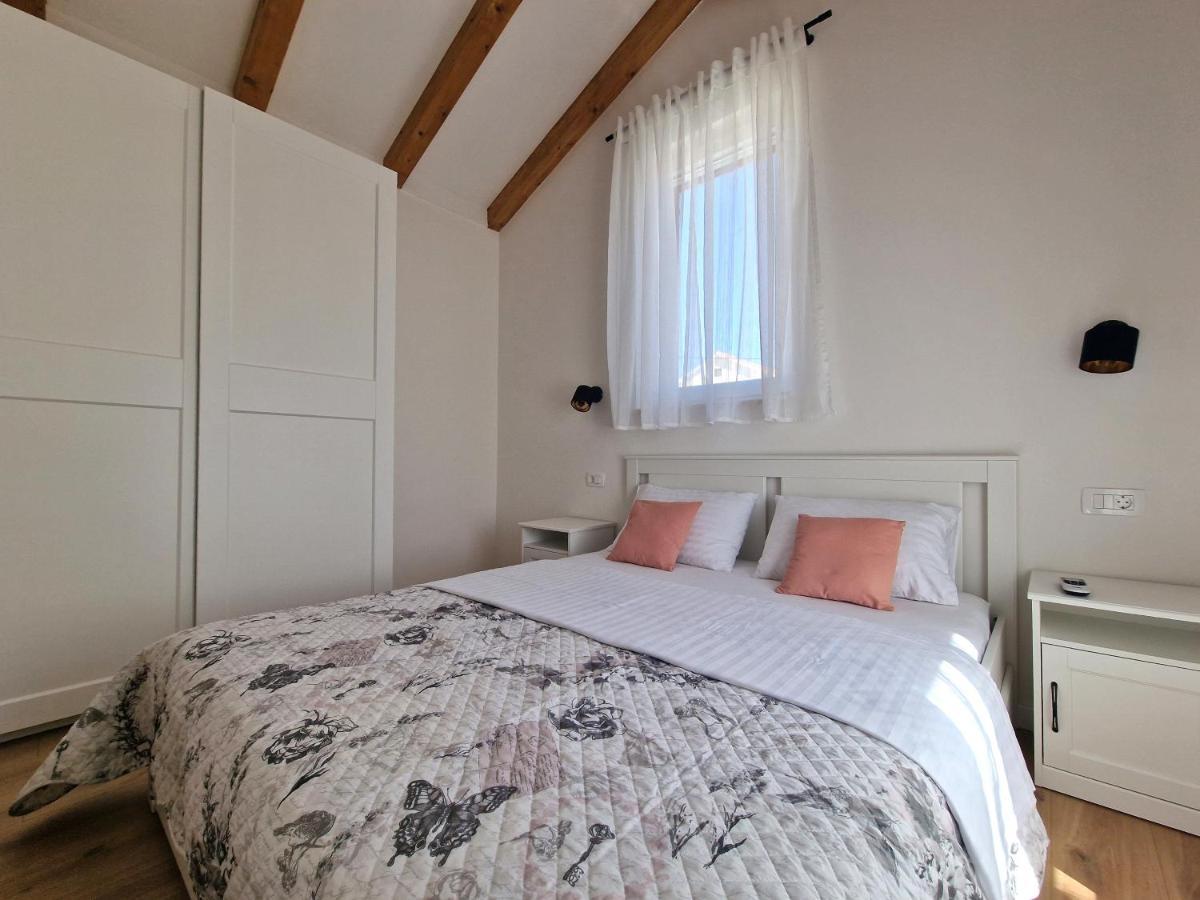 Apartment Miamare *