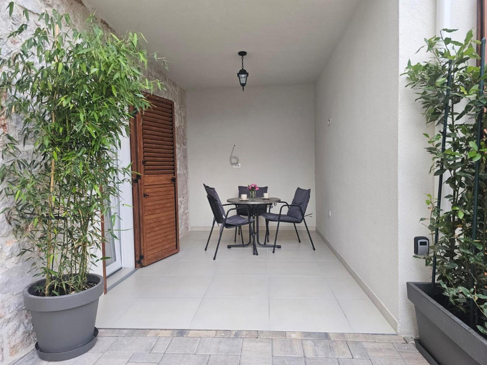 Miamare Apartment